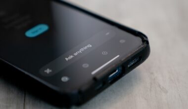 Apple planeja ferramenta de busca na web com IA para Siri para rivalizar com ChatGPT