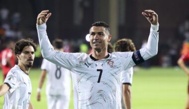 Ronaldo supera Messi e está a um golo de novo recorde