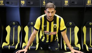 Mercado oficial: rescindiu com o FC Porto e foi confirmado na Grécia