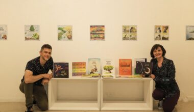 Como parte da programação da 41ª Feira do Livro de Caxias do Sul, Gio e Doug abrem a mostra "Bichos"