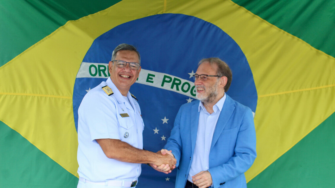 Mais de 2,4 mil livros serão doados a ribeirinhos na Amazônia - Cultura