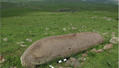 Os arqueólogos resolveram o mistério das pedras de dragão com 6.000 anos