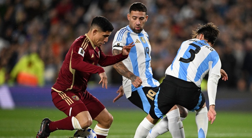 Otamendi revelou que fez a última partida pela seleção na Argentina