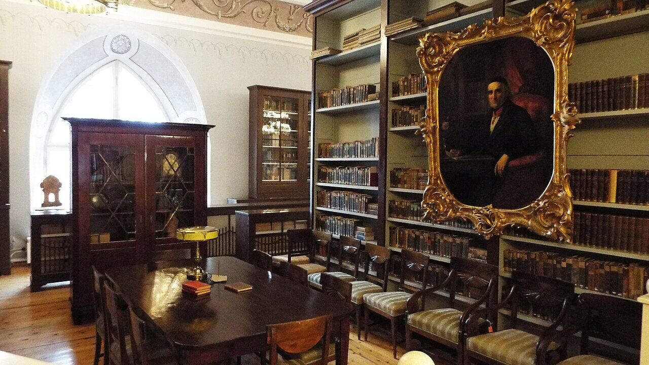 Operação Pushkin: a incrível história do maior roubo de livros desde a II Guerra Mundial