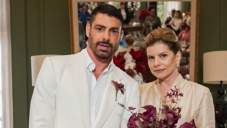 Odete surpreende e deixa herança milionária para César em Vale Tudo / ESTEVAM AVELLAR/TV GLOBO