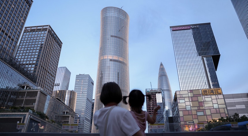 OCDE alerta para desaceleração do crescimento global entre tarifas e incertezas