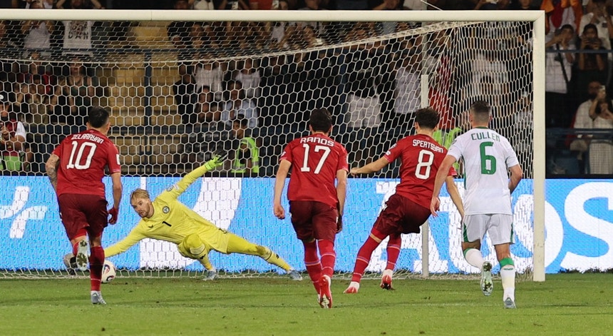 Arménia bate República da Irlanda e iguala provisoriamente Portugal