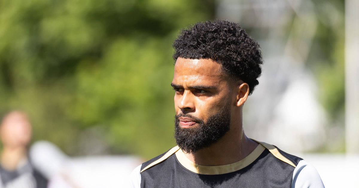 St. Juste integrado no treino do Sporting