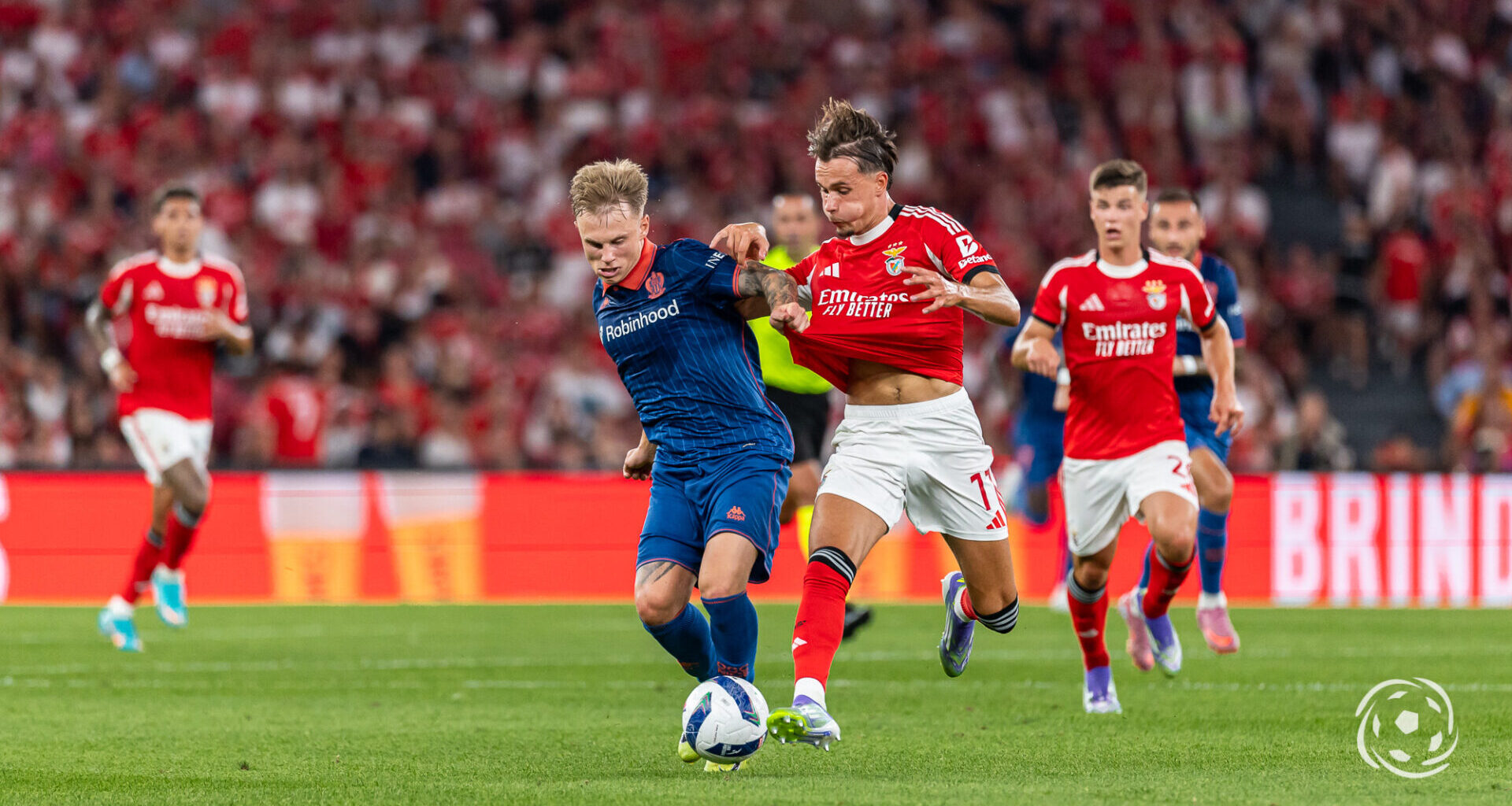 Benfica define substituto de Amar Dedic na lateral direita