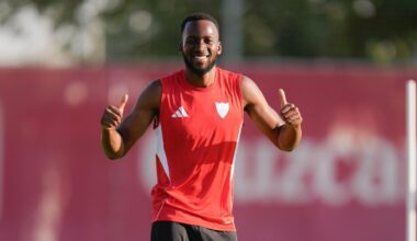 Sevilha pode substituir Dodi Lukebakio (a caminho do Benfica) por histórico avançado do Barcelona