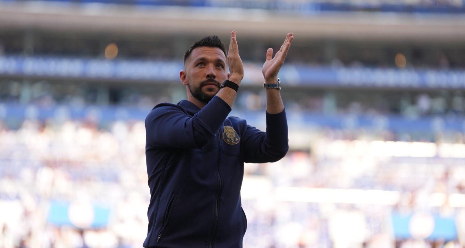 Francesco Farioli com razões para sorrir no FC Porto