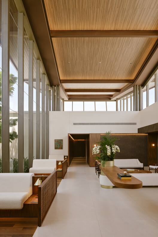 Terminal BTG Pactual / Perkins&Will São Paulo - Fotografia de Interiores, Sala de Jantar, Madeira, Cadeira, Viga