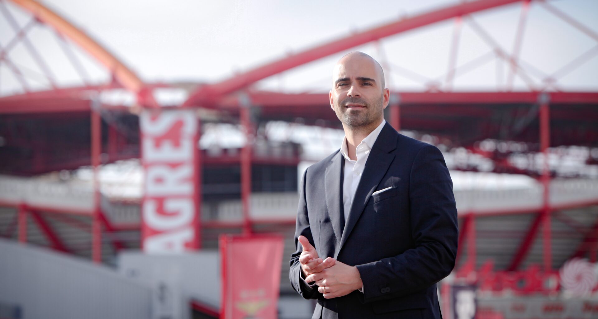 «Bruno Lage tinha noção de que houve várias conversas entre Rui Costa e José Mourinho no final da última época»