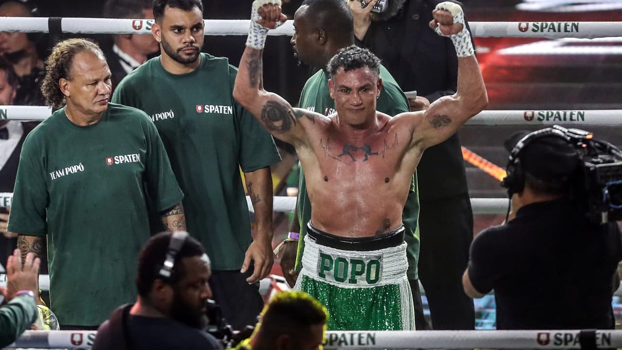 Poatan busca terceiro reinado no UFC (Foto: Divulgação UFC)