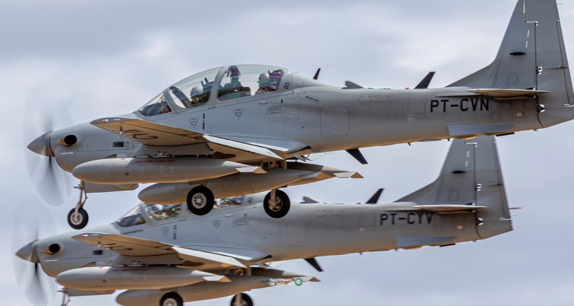 Portugal recebe os primeiros A-29N Super Tucano na OGMA para integração de sistemas da OTAN