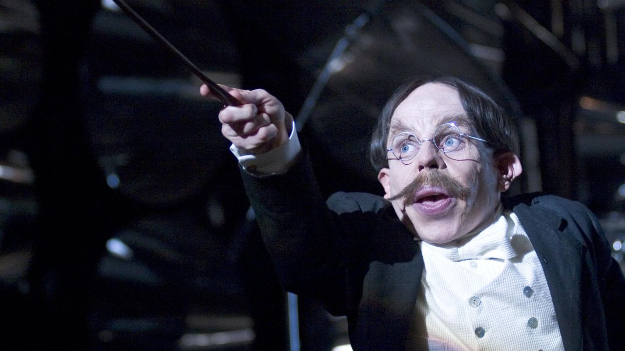 Warwick Davis voltará a viver Professor Filius Flitwick em 'Harry Potter'