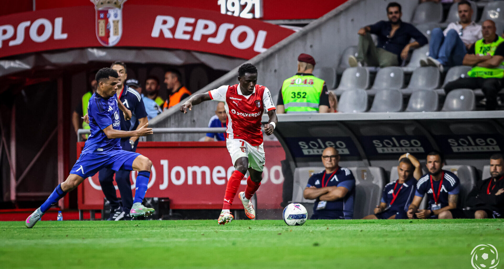 Roger Fernandes prepara-se para ser a venda mais cara de sempre do Braga