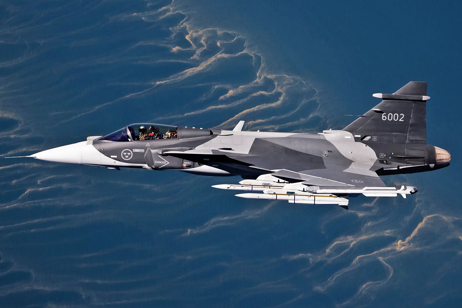 Saab propõe investimentos para oferecer caças Gripen a Portugal