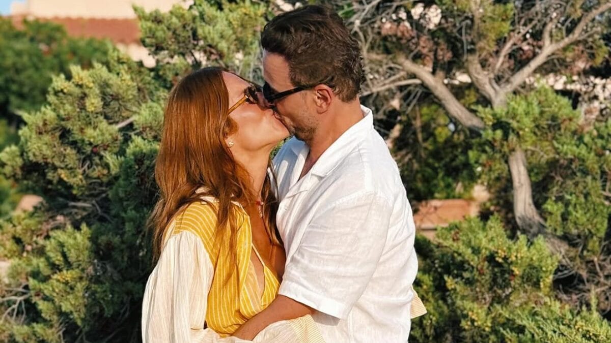 "São 15 anos": Bruno Gagliasso se pronuncia após beijo de Giovanna Ewbank em ator