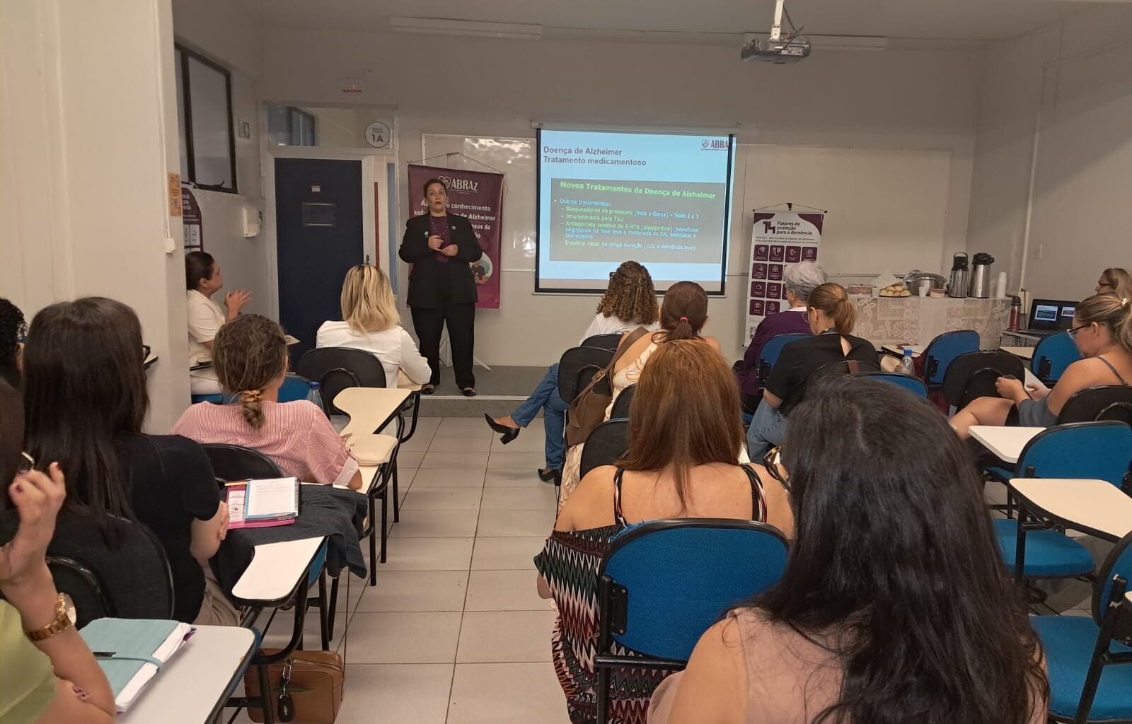 Profissionais de saúde da zona Sul de Manaus participam de atividade sobre a doença de Alzheimer