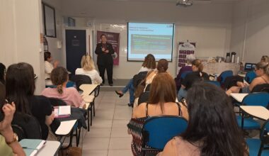 Profissionais de saúde da zona Sul de Manaus participam de atividade sobre a doença de Alzheimer
