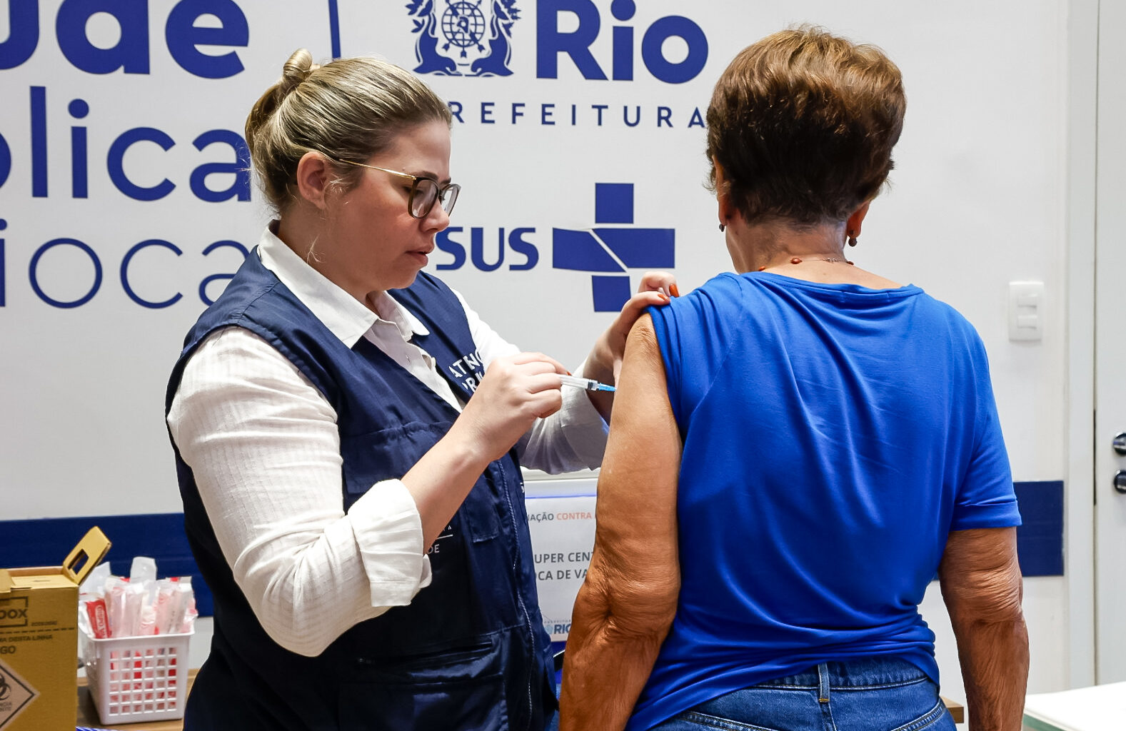 Covid-19 volta a crescer no Rio: o que você precisa relembrar sobre prevenção, vacinação e sintomas