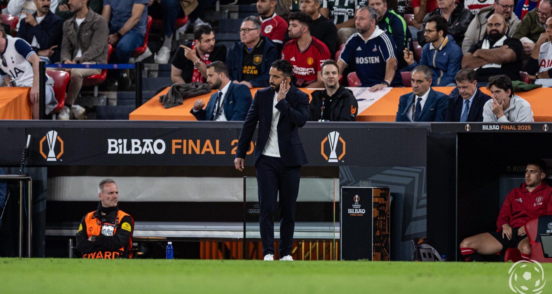 Manchester United de Ruben Amorim chega aos 100 milhões de euros por médio