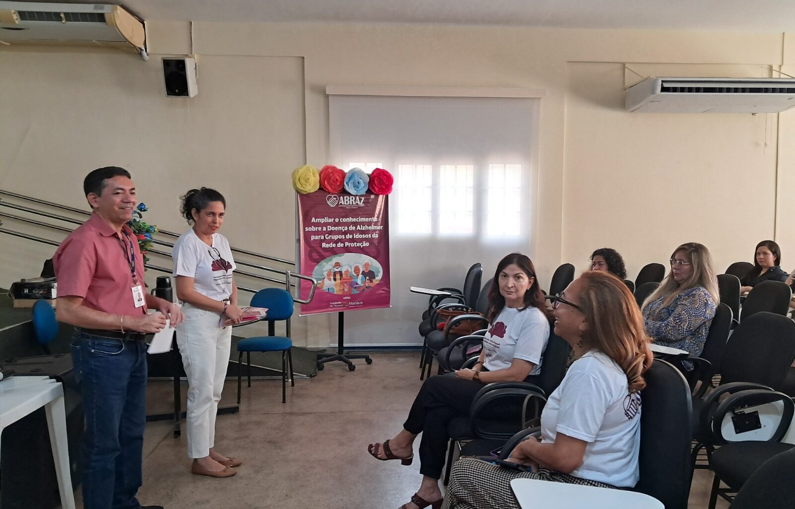 Prefeitura inicia ciclo de atividade para orientar profissionais de saúde sobre a Doença de Alzheimer