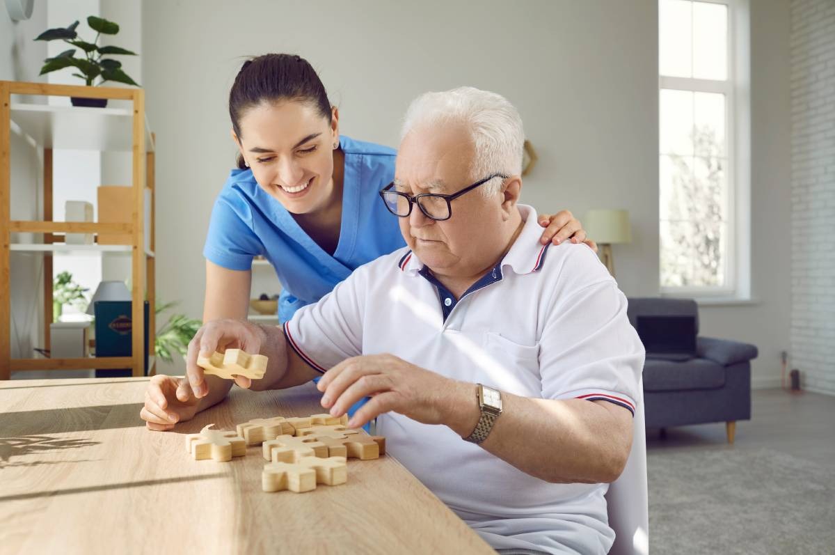 EXAMES AJUDAM NO DIAGNÓSTICO PRECOCE DE ALZHEIMER, DOENÇA PROGRESSIVA QUE AFETA A MEMÓRIA E O COMPORTAMENTO