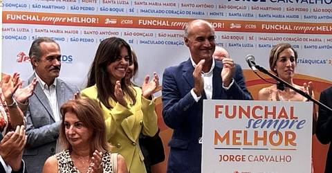 Jorge Carvalho anuncia criação de zona verde junto ao Edifício 2000