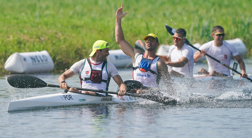 Canoagem. Fernando Pimenta campeão do mundo em maratona K1 - RTP