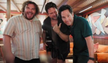 Nova imagem de 'Anaconda', com Selton Mello, mostra cobra gigante e assustadora na floresta