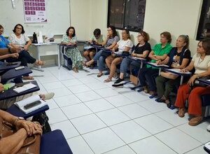 Setembro Roxo conscientiza e combate doença de Alzheimer