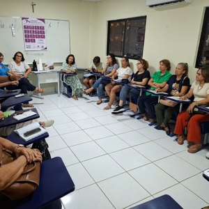 Setembro Roxo conscientiza e combate doença de Alzheimer