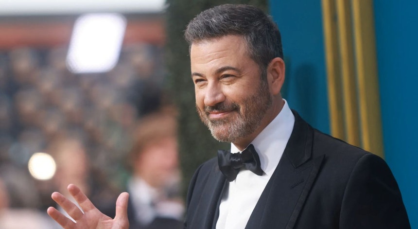 Humoristas norte-americanos solidarizam-se com o suspenso Jimmy Kimmel
