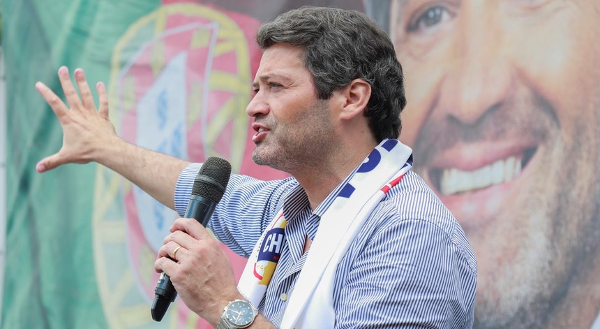 Ventura acusa PR de ir a festival de hambúrgueres que na verdade é Festa dos Cidadãos em Berlim