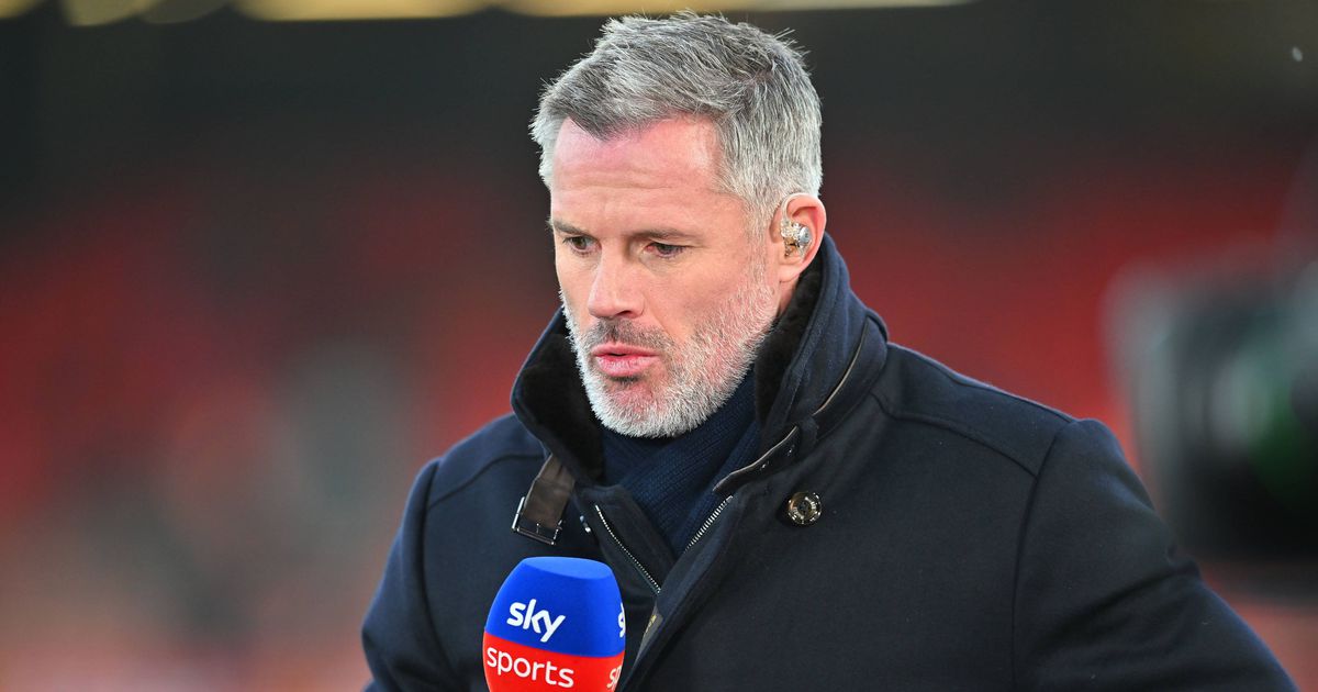 Carragher critica estrela do Man. United: «No que é que ele é bom?»