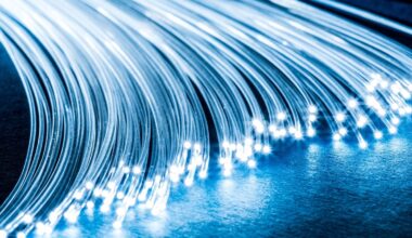 Cientistas comprimem um computador inteiro numa fibra de tecido — que pode ir à máquina