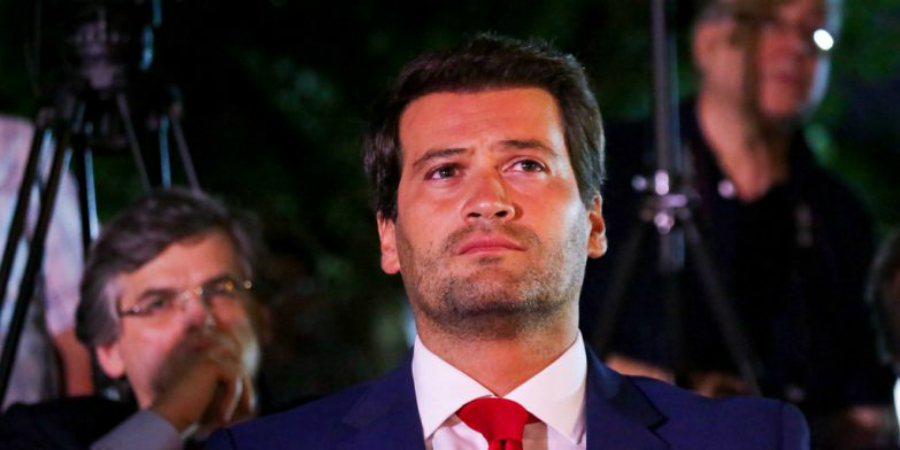 "Por que é que o Chega vir é uma provocação, e os outros não é?"