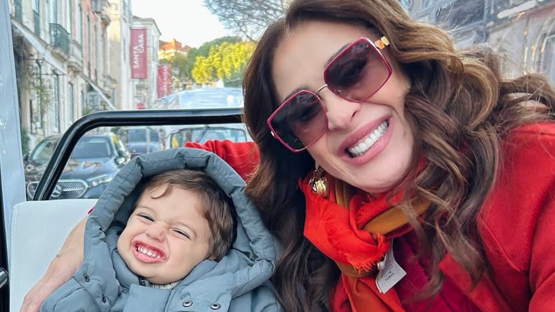 Claudia Raia detalha viagem a trabalho ao lado do filho caçula, Luca