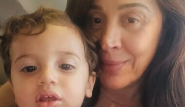 Claudia Raia chama a atenção ao surgir fantasiada com o filho caçula