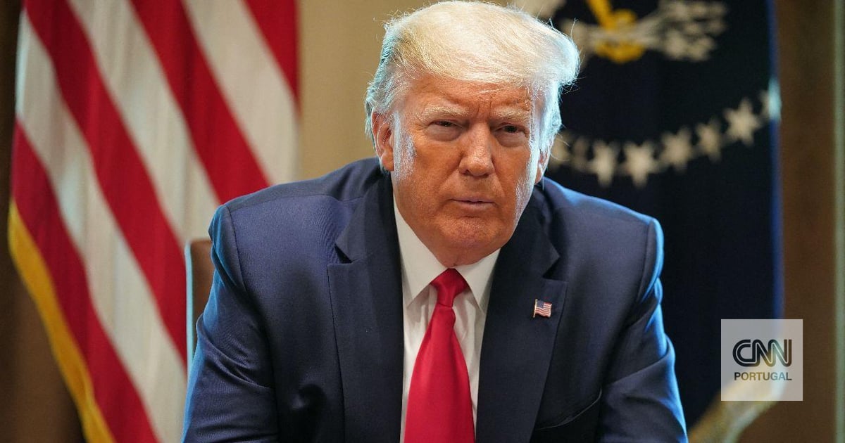 Trump sofre uma "huge" derrota judicial. Tribunal federal declara ilegais a maioria das tarifas impostas: "Não tem autoridade ilimitada"