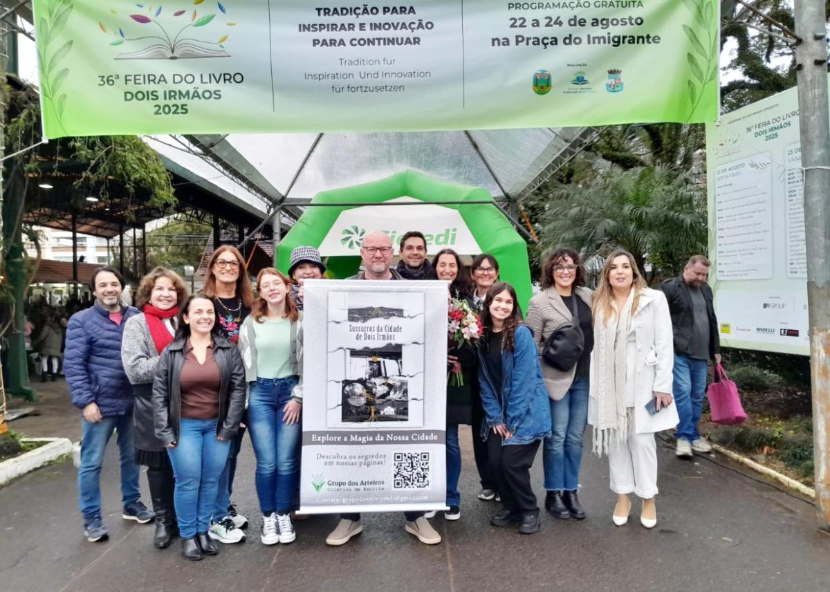 Lançamento ocorreu durante a 36º Feira do Livro