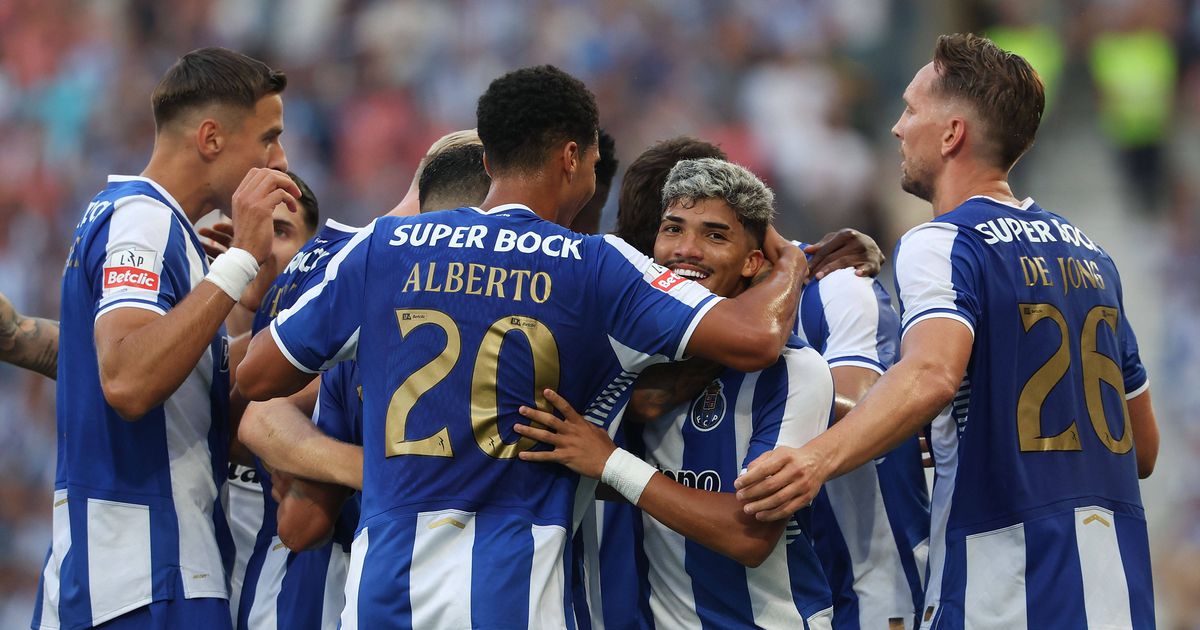 FC Porto critica reagendamento do jogo em Arouca: «Mais um triste episódio que envergonha o futebol português»