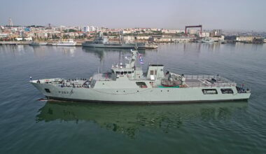Homens armados invadem navio mercante ao largo do Algarve
