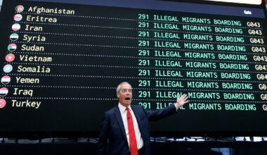 Farage galga a onda da imigração e deixa trabalhistas britânicos em mínimos - Diário de Notícias