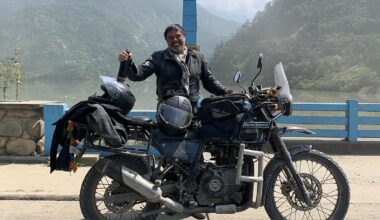Deputados do PSD vão de moto até Bruxelas com petição para travar proposta de inspeção periódica obrigatória
