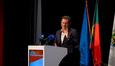 Montenegro Defende Igualdade de Oportunidades