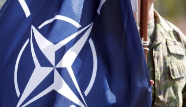 Responsável militar da NATO compara intrusões russas com violações soviéticas de 1939