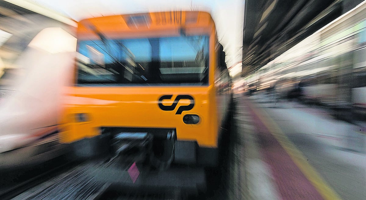 Linha São Pedro do Estoril-Cascais Fechada nos Próximos Fins de Semana